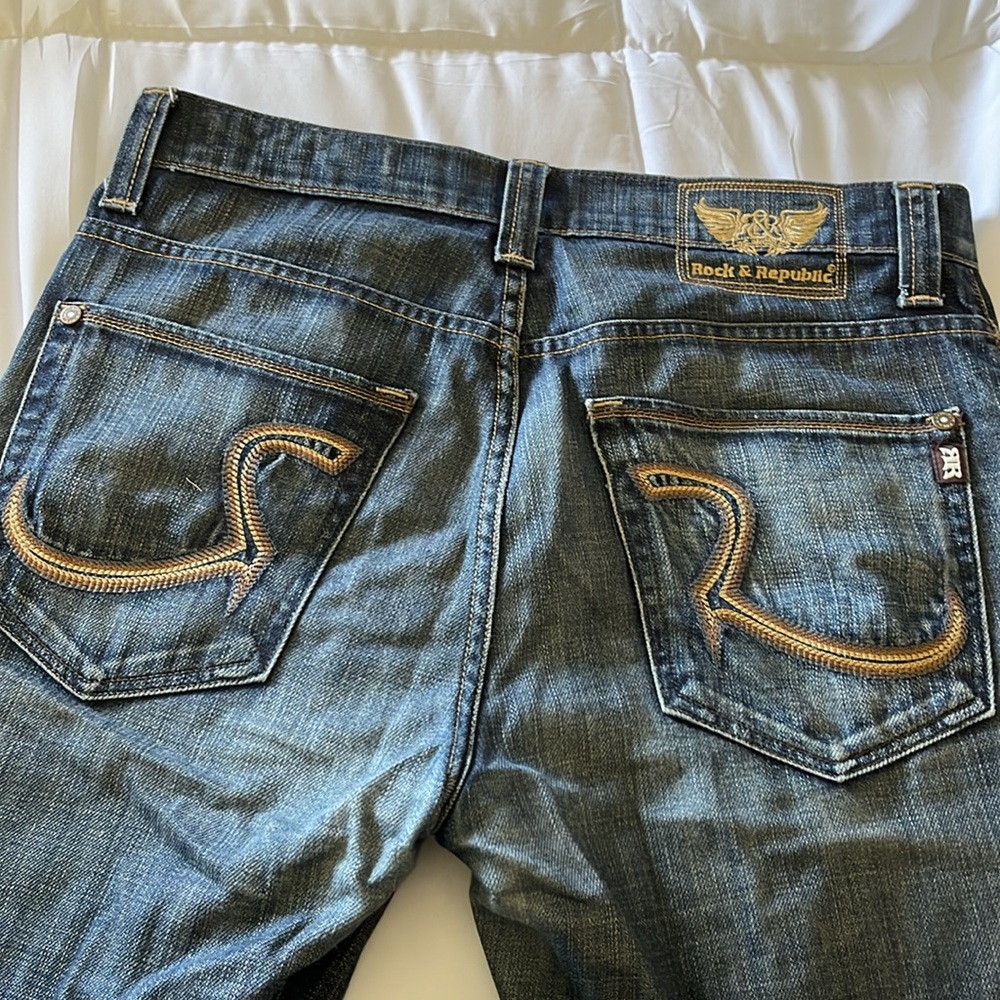 Rock & Republic, men’s size 33x27.5, 9 inch bootcut denim